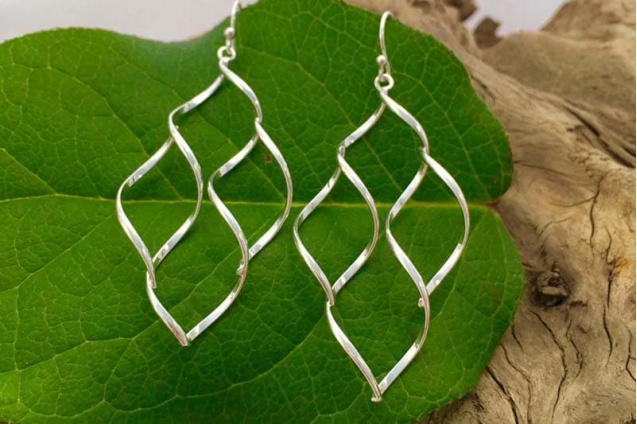 curvy_wirework_earrings