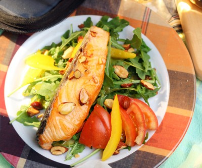 Seared Salmon and Arugula Salad with Maple Vinaigrette